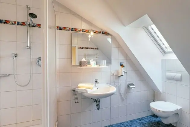 Economy Tek Büyük veya İki Ayrı Yataklı Oda