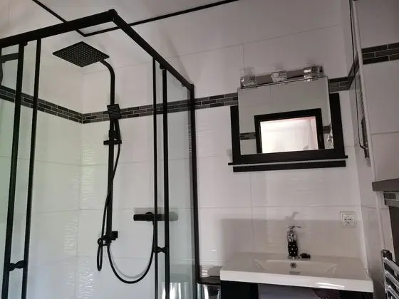 Deluxe Tek Büyük Yataklı Oda, 1 Büyük (Queen) Boy Yatak, Balkon, Dağ Manzaralı