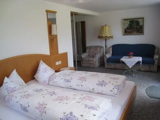 Comfort Tek Büyük Yataklı Oda