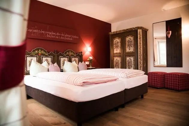 Tek Büyük Yataklı Oda