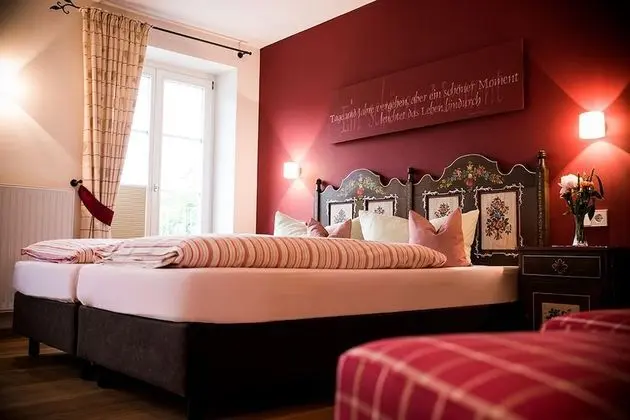 Tek Büyük Yataklı Oda