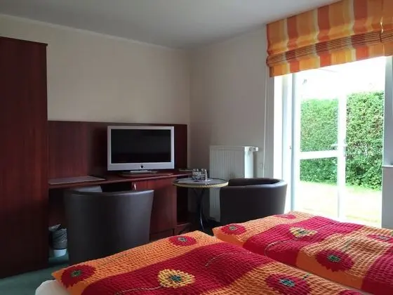 Basic Tek Büyük Yataklı Oda, Engellilere Uygun, Zemin Kat