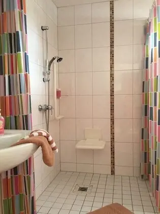 Basic Tek Büyük Yataklı Oda, Engellilere Uygun, Zemin Kat