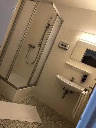 Tek Büyük Yataklı Oda (Small)