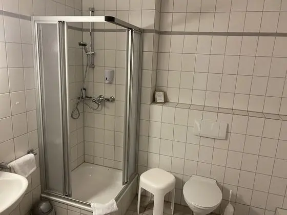 İki Ayrı Yataklı Oda, Özel Banyo