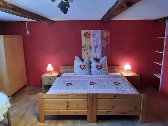 Basic Dört Kişilik Oda, Ortak Banyo, Dağ Manzaralı