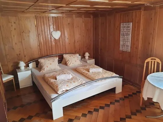 Basic Tek Büyük Yataklı Oda, Ortak Banyo, Dağ Manzaralı