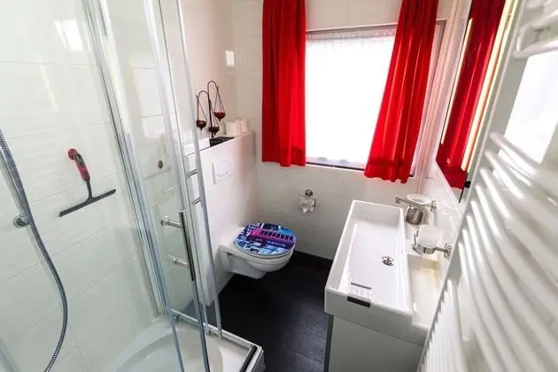 Standard Tek Büyük Yataklı Oda, Özel Banyo (2BZ)