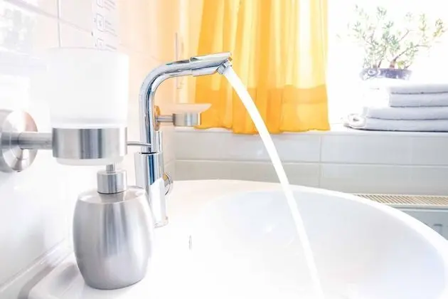 Standard Tek Büyük Yataklı Oda, Özel Banyo (2BZ)