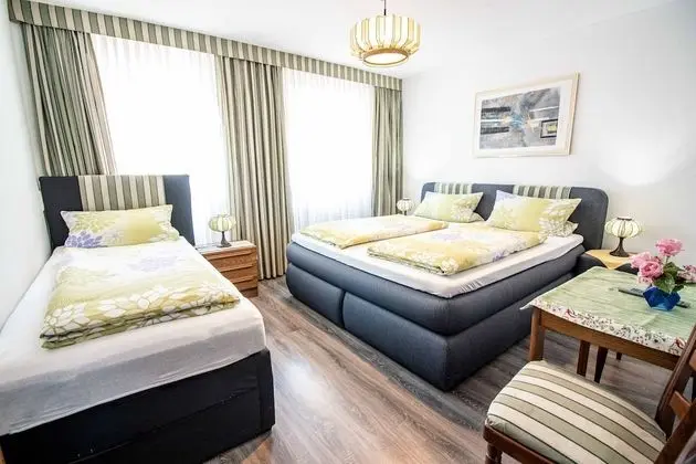 Standard Üç Kişilik Oda, Özel Banyo (3BZS)