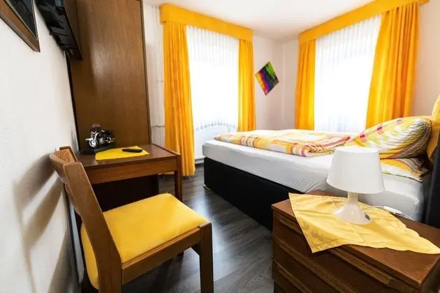 Üç Kişilik Oda, Özel Banyo (3BZVT)