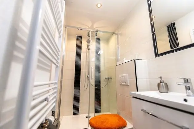 Üç Kişilik Oda, Özel Banyo (3BZVT)