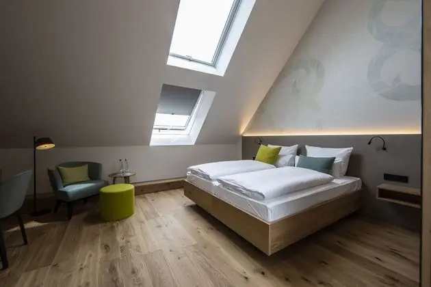 Comfort Tek Büyük Yataklı Oda