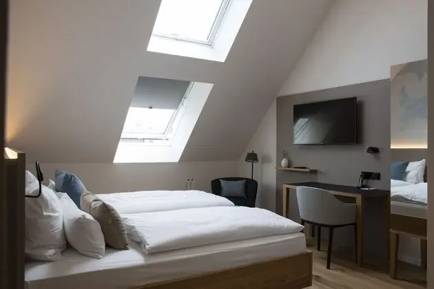 Comfort Tek Büyük Yataklı Oda