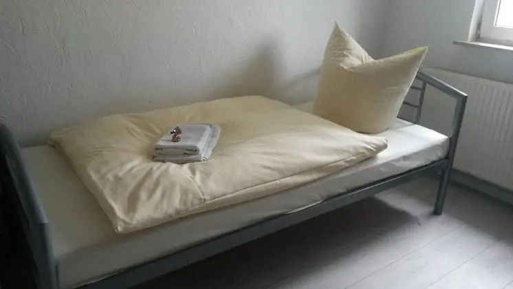Dört Kişilik Oda, Ortak Banyo