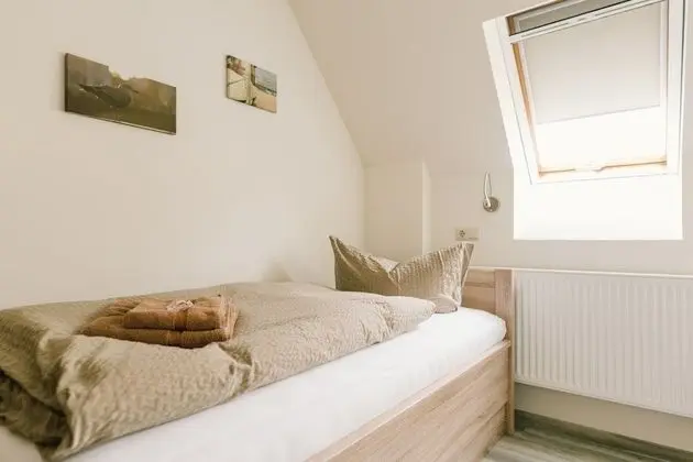 Tek Kişilik Oda, 1 Tek Kişilik Yatak