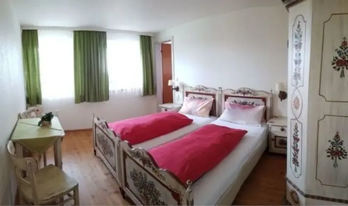 Tek Büyük Yataklı Oda (Room 5)