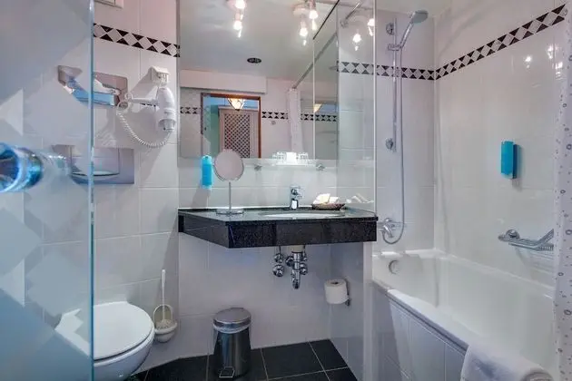 Comfort Tek Büyük Yataklı Oda