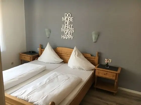 Tek Büyük Yataklı Oda