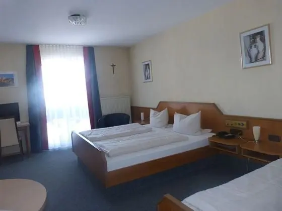 Üç Kişilik Oda, Özel Banyo