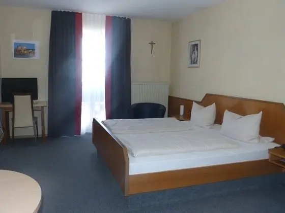 Üç Kişilik Oda, Özel Banyo