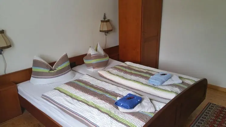 Classic Tek Büyük Yataklı Oda, Özel Banyo, Avlu Manzaralı (Seestern)