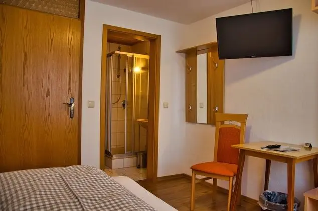 Tek Kişilik Oda, 1 Tek Kişilik Yatak