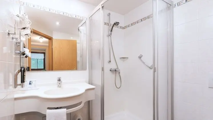 Tek Büyük Yataklı Oda, Özel Banyo, Nehir Manzaralı