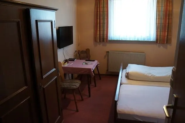 Standard Tek Büyük veya İki Ayrı Yataklı Oda, Balkon