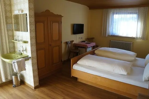 Tek Büyük veya İki Ayrı Yataklı Oda