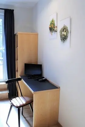 Tek Kişilik Oda, 1 Büyük (Queen) Boy Yatak, Bahçe Manzaralı