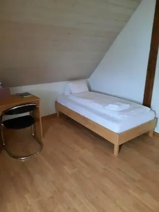 Standard Üç Kişilik Oda