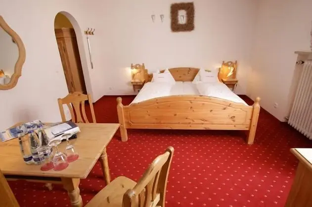 Tek Büyük Yataklı Oda