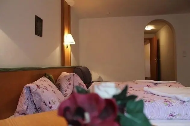 Basic Tek Büyük Yataklı Oda, 1 Yatak Odası, Sigara İçilmez, Dağ Manzaralı