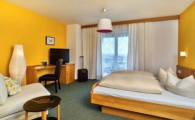 Comfort Tek Büyük Yataklı Oda