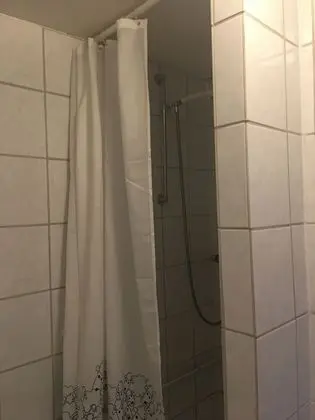 Basic Tek Büyük Yataklı Oda