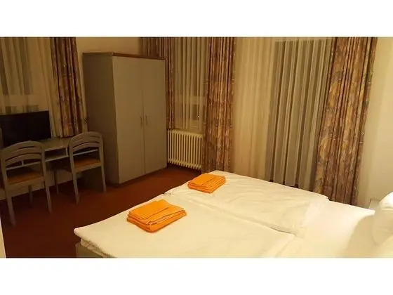 Economy Tek Büyük veya İki Ayrı Yataklı Oda, Ortak Banyo
