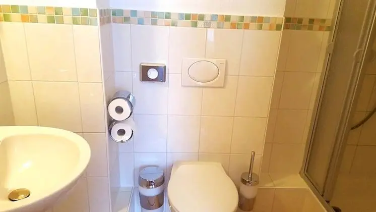 Economy Tek Büyük veya İki Ayrı Yataklı Oda, Ortak Banyo