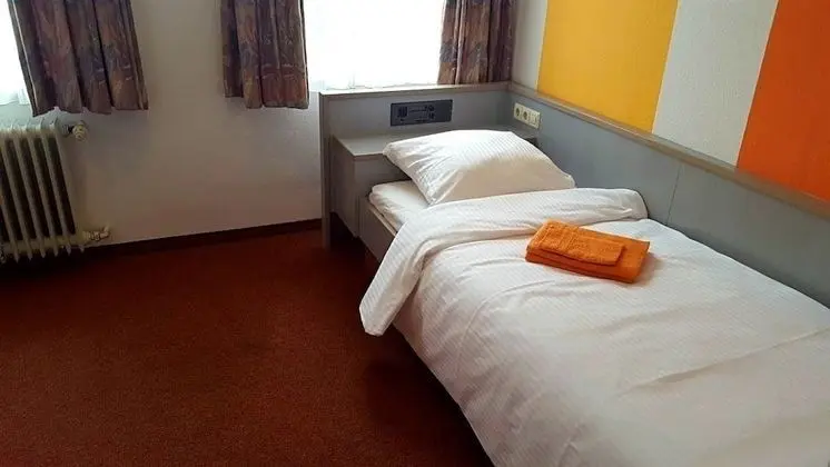 Tek Kişilik Oda