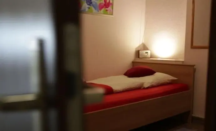 Comfort Tek Büyük Yataklı Oda