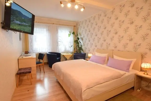 Comfort Tek Büyük Yataklı Oda