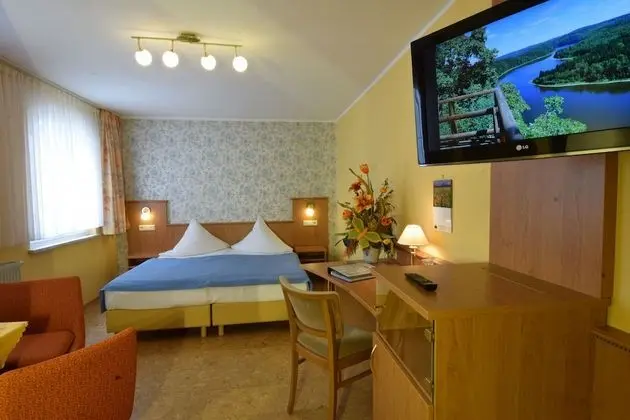 Tek Büyük Yataklı Oda