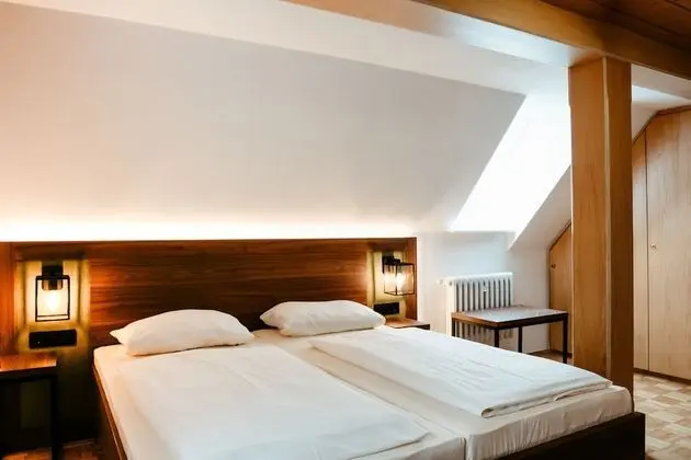Comfort Tek Büyük Yataklı Oda