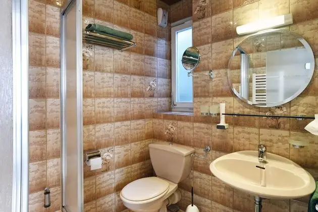 Tek Büyük Yataklı Oda