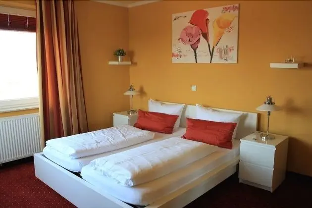 Tek Büyük Yataklı Oda, 1 Çift Kişilik Yatak, Sigara İçilmez