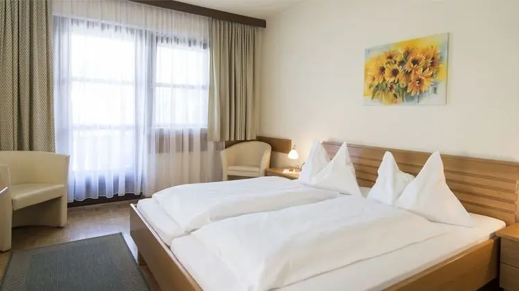 Comfort Tek Büyük Yataklı Oda, Avlu Manzaralı