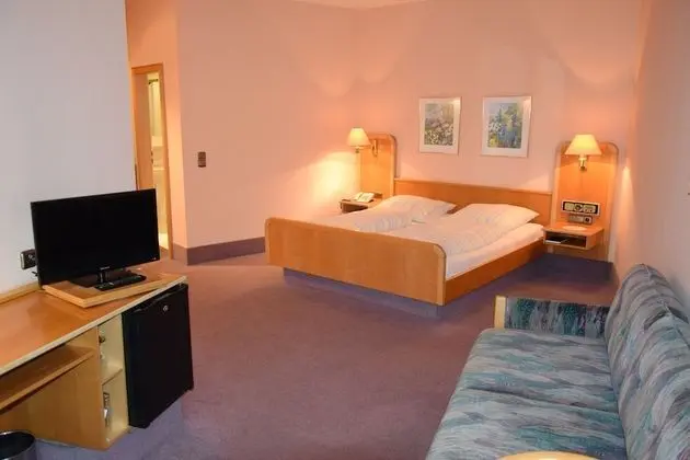 Tek Büyük Yataklı Oda