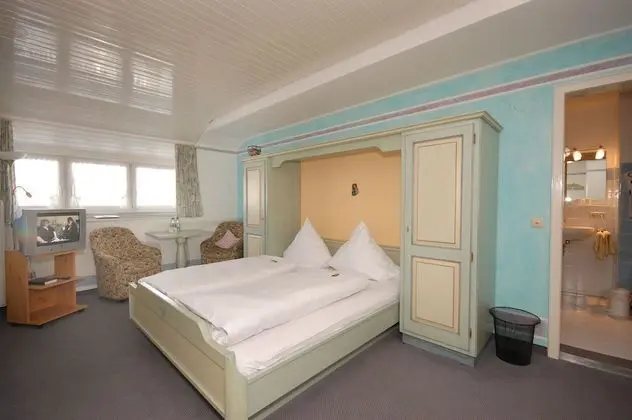 Tek Büyük Yataklı Oda, Balkon