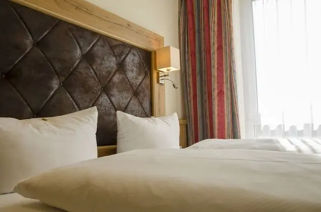 Tek Büyük Yataklı Oda, 1 Çift Kişilik Yatak, Sigara İçilmez