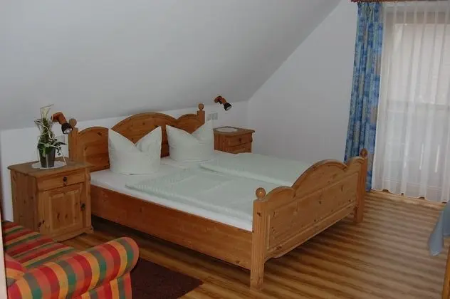 Tek Büyük Yataklı Oda